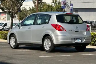 Nissan Versa 2010 1.8 S 4dr Hatchback 4A