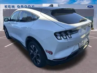 Ford Mustang Mach-E 2023 Premium 4dr SUV