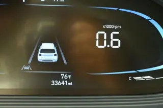Hyundai VENUE 2024 Limited 4dr Crossover
