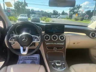 Mercedes-Benz Clase C 2021 AWD C 300 4MATIC 4p Sedan