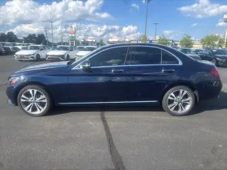 Mercedes-Benz Clase C 2021 AWD C 300 4MATIC 4p Sedan