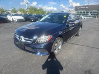 Mercedes-Benz Clase C 2021 AWD C 300 4MATIC 4p Sedan
