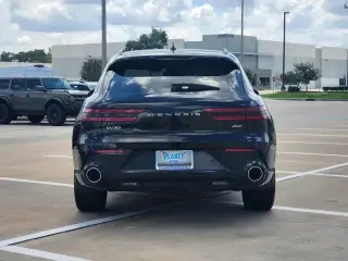 Genesis GV70 2024 tracción en todas las ruedas 2.5T Estándar 4p SUV