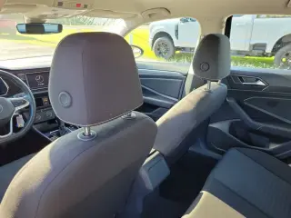 Volkswagen Jetta 2024 S 4p Sedan 8P