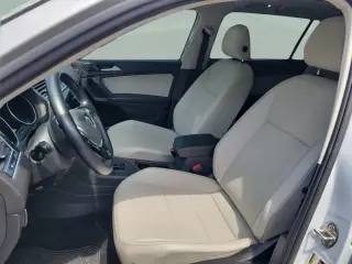Volkswagen Tiguan 2018 2.0T SE 4p SUV