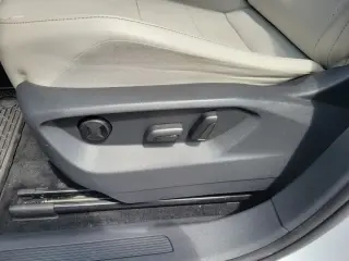 Volkswagen Tiguan 2018 2.0T SE 4p SUV