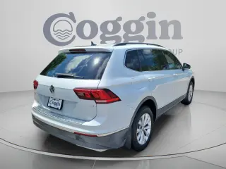 Volkswagen Tiguan 2018 2.0T SE 4p SUV