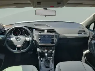 Volkswagen Tiguan 2018 2.0T SE 4p SUV
