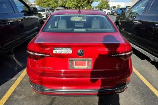 Volkswagen Jetta 2024 SEL 4dr Sedán