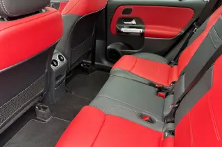 Mercedes-Benz GLB 2023 AWD AMG GLB 35 4MATIC 4p SUV