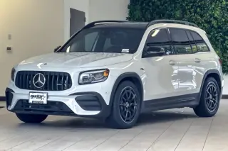 Mercedes-Benz GLB 2023 AWD AMG GLB 35 4MATIC 4p SUV