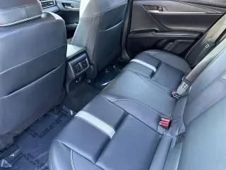 Toyota Camry 2025 SE 4p Sedan