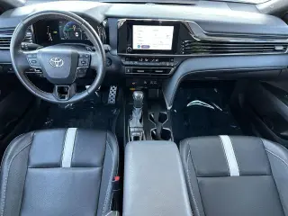 Toyota Camry 2025 SE 4p Sedan