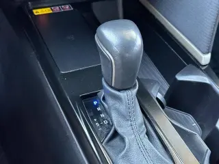 Toyota Camry 2025 SE 4p Sedan