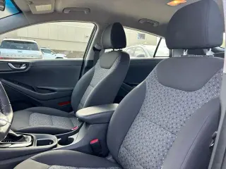 Hyundai IONIQ Hybrid 2017 SEL 4p Hatchback