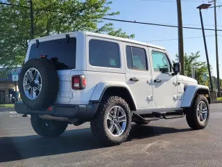 Jeep Wrangler Unlimited 2021 4x4 Sahara 4dr SUV