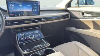 Lincoln Nautilus 2022 Estándar 4p SUV