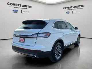 Lincoln Nautilus 2022 Estándar 4p SUV