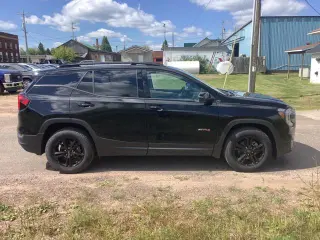 GMC Terrain 2022 4x4 AT4 SUV 4p.