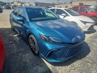 Toyota Camry 2025 SE 4p Sedan
