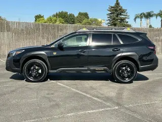 Subaru Outback 2022 AWD Wilderness 4p Crossover