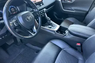 Toyota RAV4 Hybrid 2025 AWD XSE 4p SV