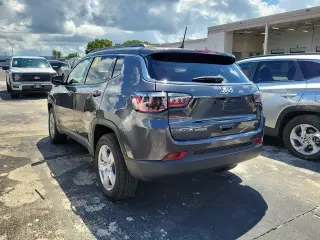 Jeep Compass 2022 4x4 Latitude 4dr SUV