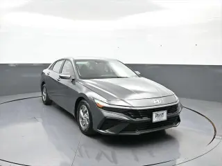Hyundai ELANTRA 2025 SE 4dr Sedan