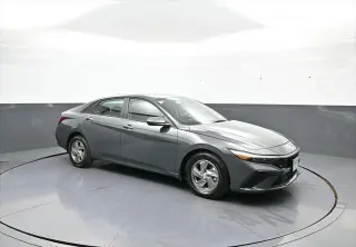 Hyundai ELANTRA 2025 SE 4dr Sedan