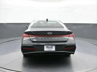 Hyundai ELANTRA 2025 SE 4dr Sedan