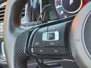 Volkswagen Golf R 2018 4Motion 4p Hatchback AT 7P
