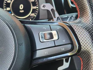 Volkswagen Golf R 2018 4Motion 4p Hatchback AT 7P