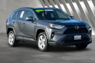 Toyota RAV4 2020 AWD XLE 4dr SUV