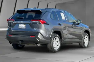 Toyota RAV4 2020 AWD XLE 4dr SUV
