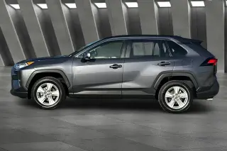 Toyota RAV4 2020 AWD XLE 4dr SUV