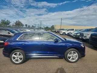 Audi Q3 2023 AWD quattro línea S Premium 45 TFSI 4p SUV