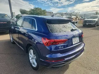 Audi Q3 2023 AWD quattro línea S Premium 45 TFSI 4p SUV