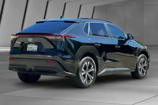 Toyota bZ4X 2023 AWD XLE 4dr Crossover