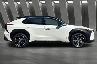 Toyota bZ4X 2023 AWD Limited 4dr Crossover