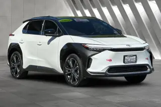 Toyota bZ4X 2023 AWD Limited 4dr Crossover