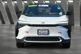 Toyota bZ4X 2023 AWD Limited 4dr Crossover
