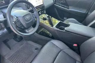 Toyota bZ4X 2023 AWD Limited 4dr Crossover