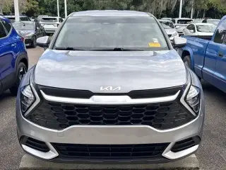 Kia Sportage 2023 LX 4p SUV