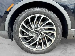 Lincoln Nautilus 2019 AWD Reserve 4dr SUV