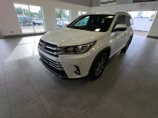 Toyota Highlander 2019 AWD SE 4dr SUV
