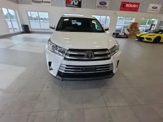 Toyota Highlander 2019 AWD SE 4dr SUV