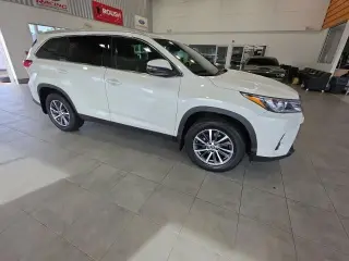 Toyota Highlander 2019 AWD SE 4dr SUV