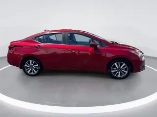 Nissan Versa 2024 SV 4p Sedan