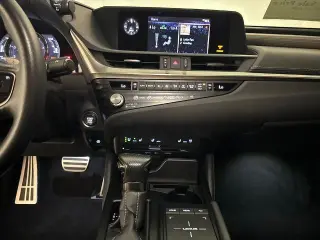 Lexus ES 350 2021 F SPORT 4dr Sedan
