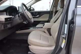 Lincoln Corsair 2023 AWD Estándar 4p SUV